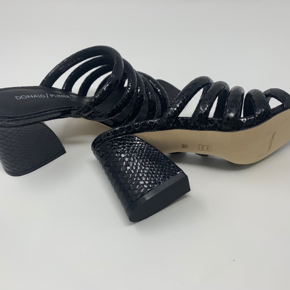 Donald J Pliner Sandal Retail $228 - Picture 3 of 8